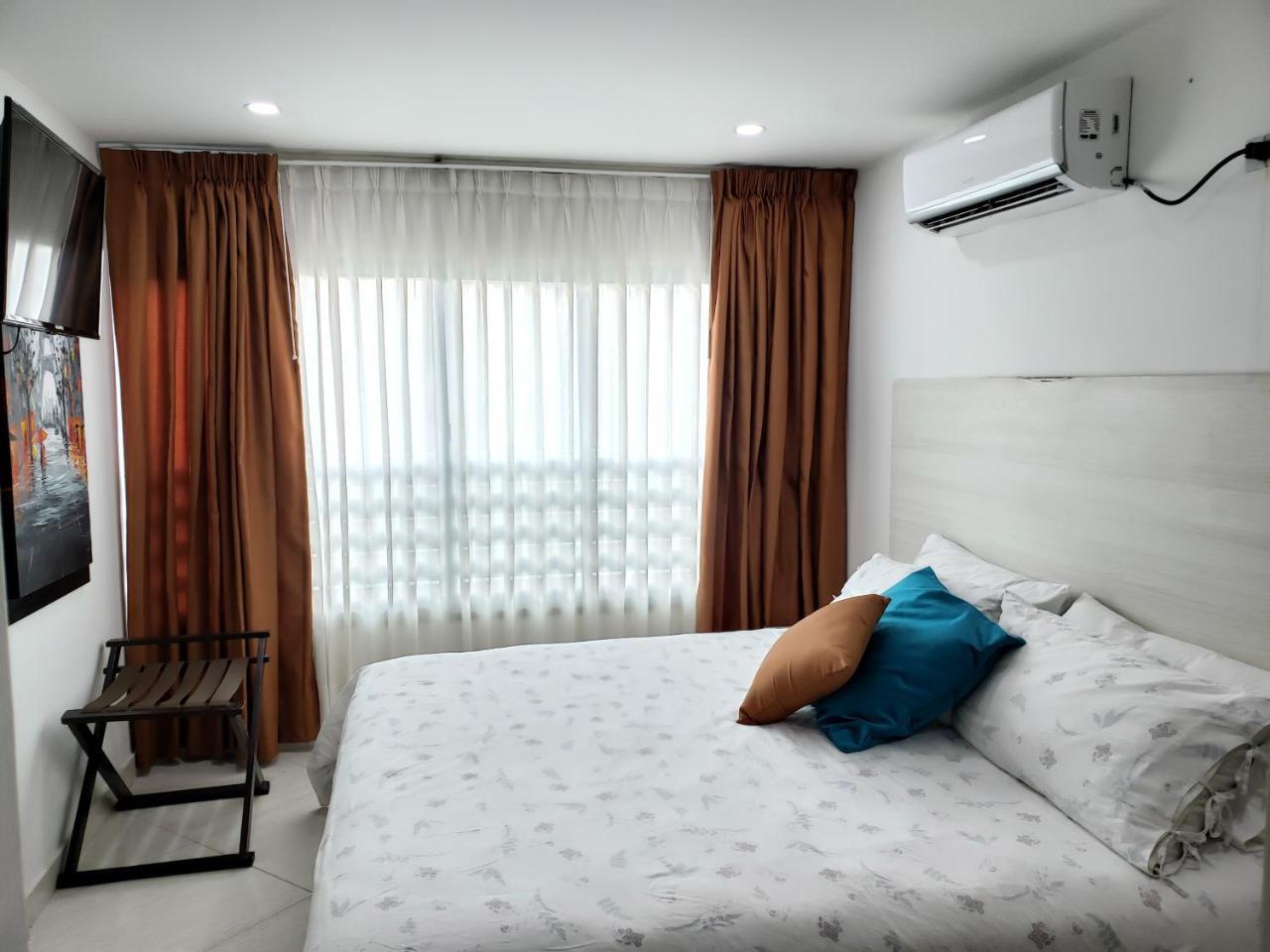 Hotel Radoa El Banco  Esterno foto